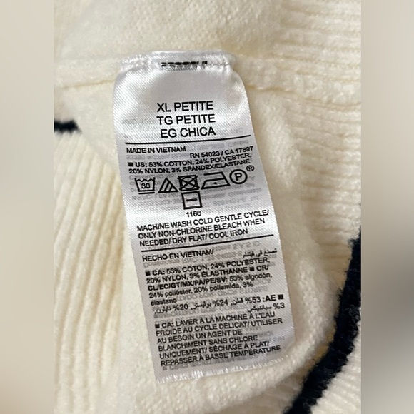 Women’s OLD NAVY sweater vest. Size XL Petite. - Picture 3 of 5